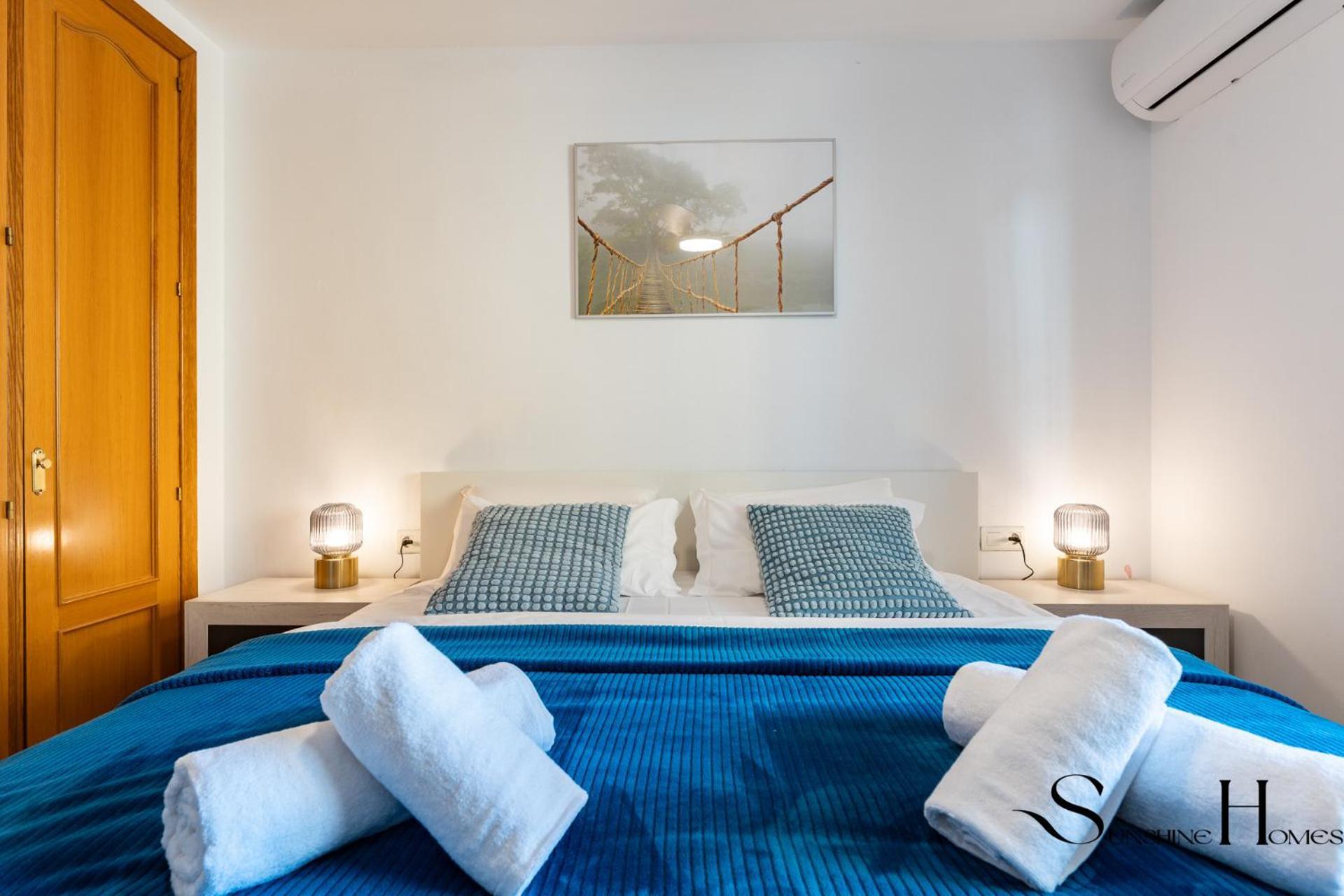 Beachside Retreat With Private Terrace Беналмадена Екстериор снимка