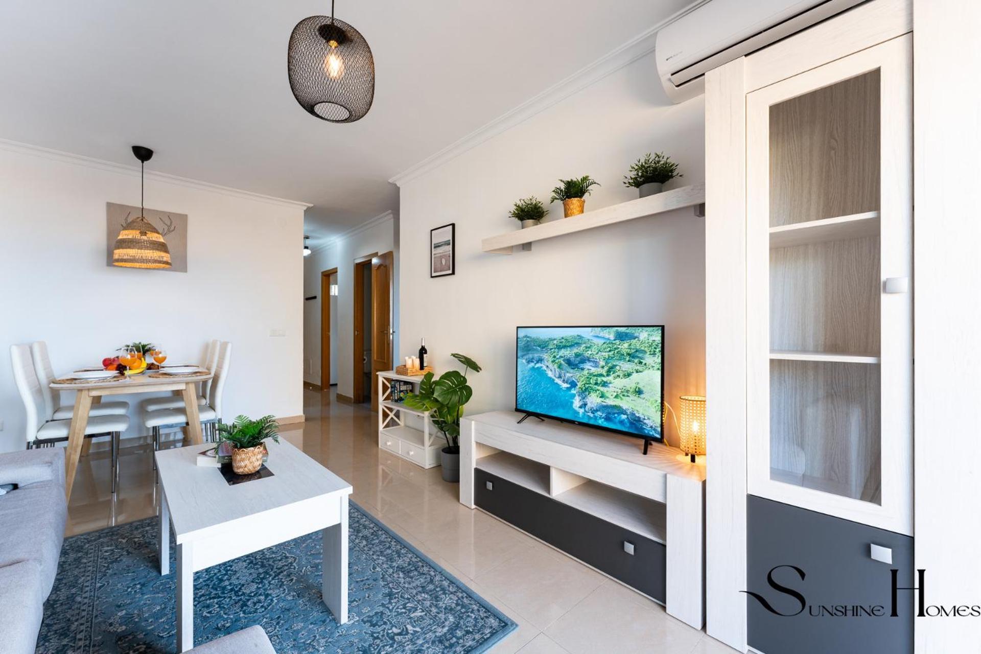 Beachside Retreat With Private Terrace Беналмадена Екстериор снимка